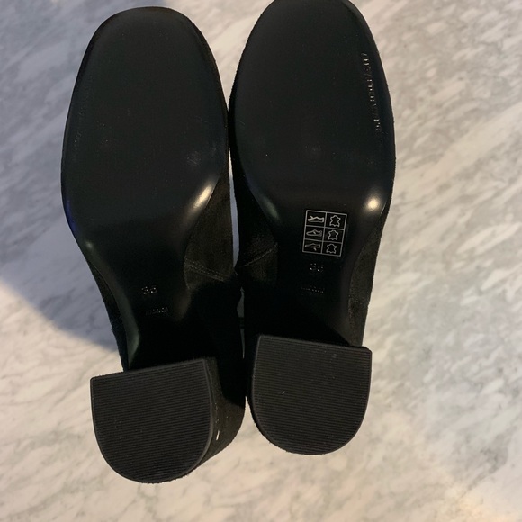 NEW Alexander Wang Suede Ankle Boots - Picture 7 of 7